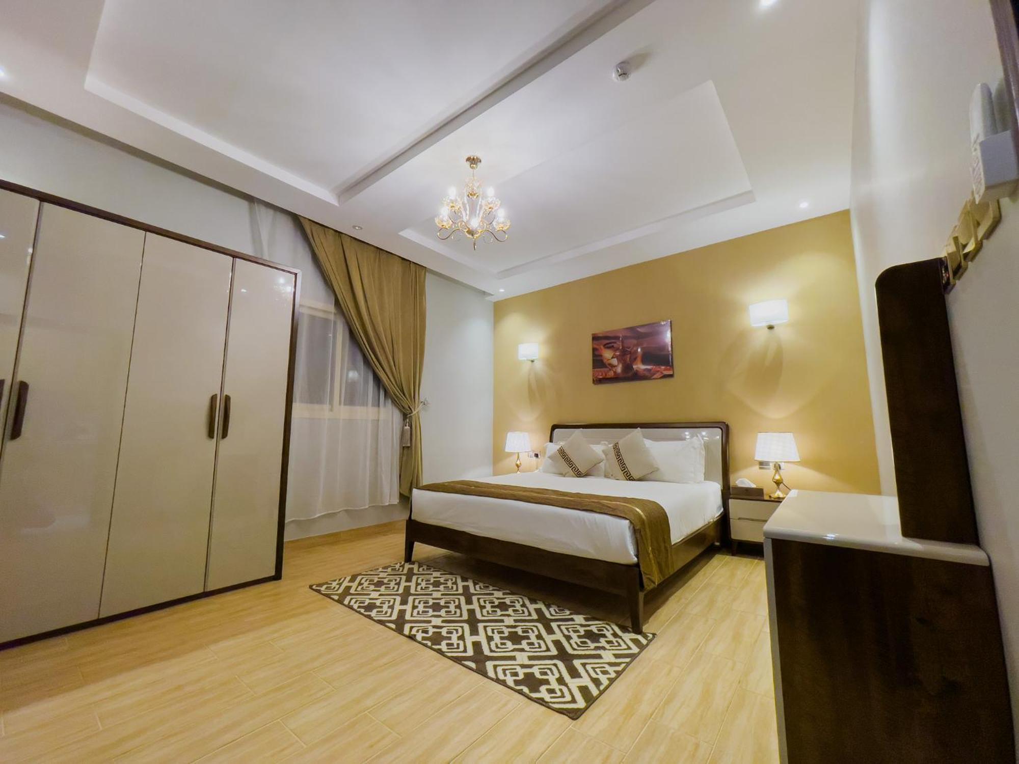 Landmark Hotel Suites 타부크 외부 사진