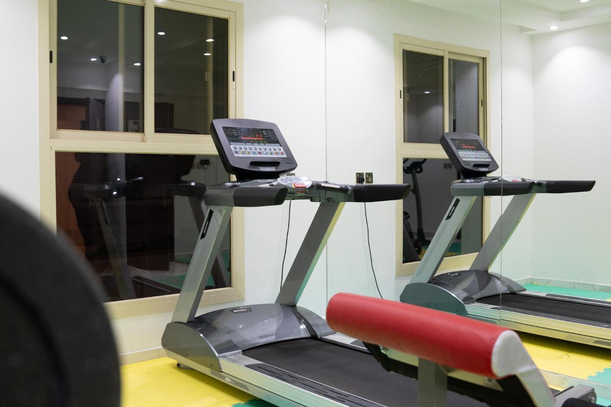 Landmark Hotel Suites 타부크 외부 사진